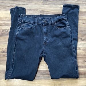 Levi High Rise Straight Fit Blue Jeans style S40197 - Sz 29